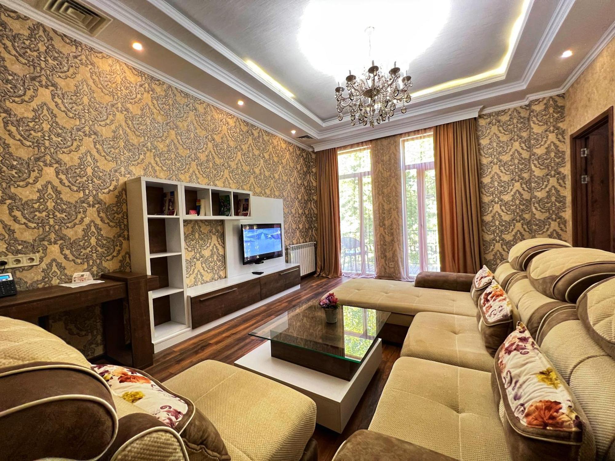 Hotel King David The Builder Kutaisi Exterior foto